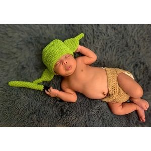 Baby Yoda Knitted costume